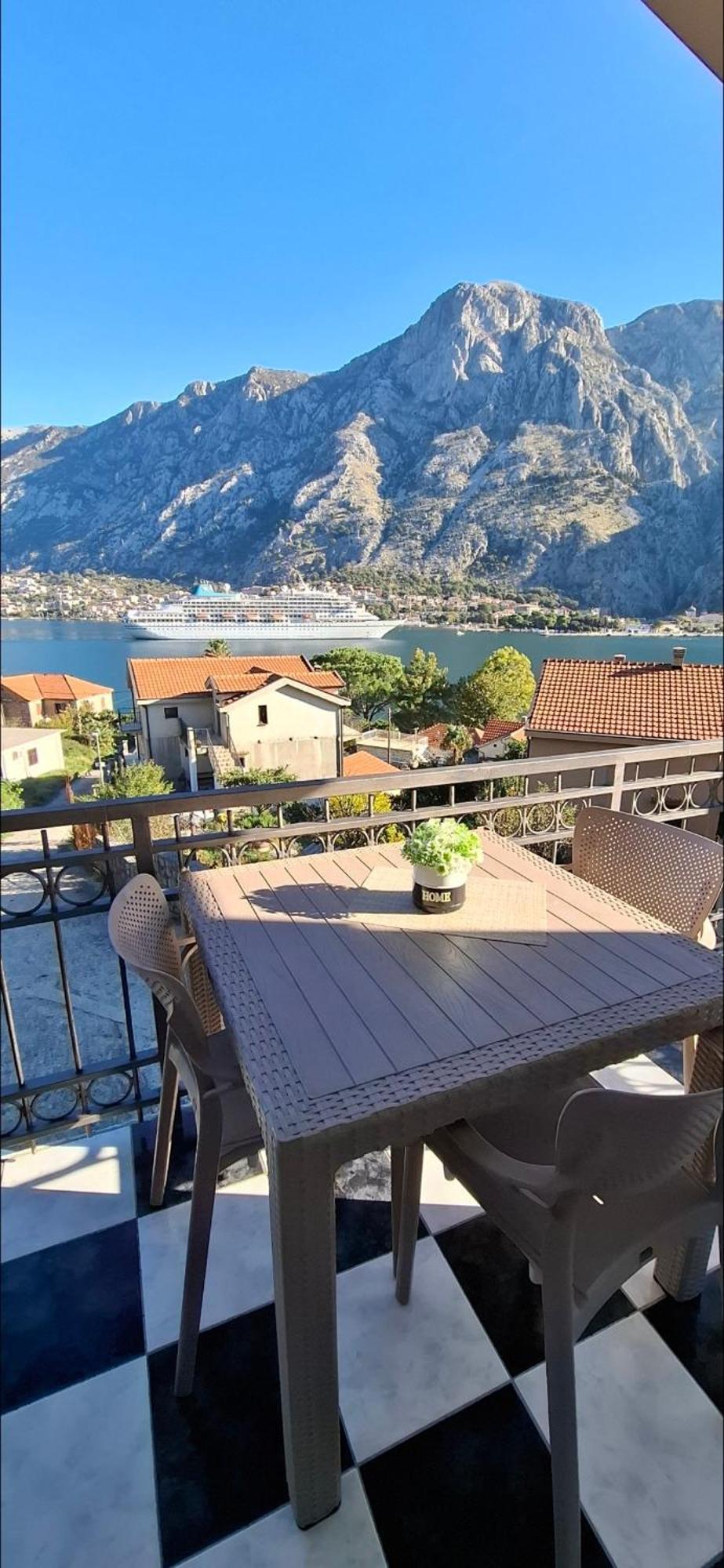Apartment Vujosevic D&D Kotor Exterior foto